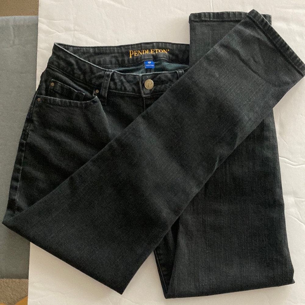 PENDLETON black denim jeans size 4P Great condition Measurements in pictures